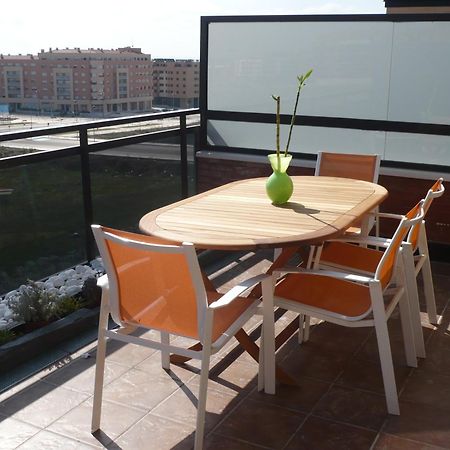 Atico, Piscina, Aire Acondicionado, WI-FI, Parking Gratis, Gran Terraza Apartment Arroyo de la Encomienda Exterior photo